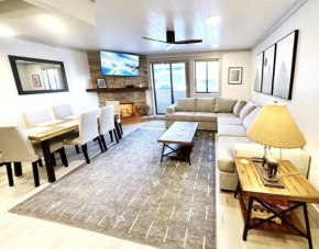 Remodeled Ski in and ski out Condo! Breckenridge
